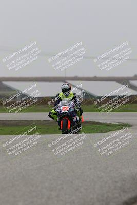 media/Nov-29-2025-TrackDaz (Sat) [[10ae2d9bce]]/C Group/Session 4 (Wheelie Bump)/